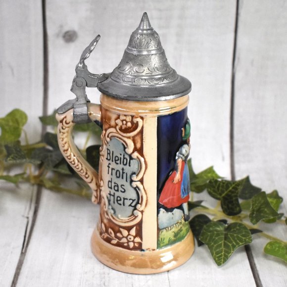 Vintage German Lidded Beer Stein - Kissing Couple by Reinhold Merkelbach - Picture 4 of 8